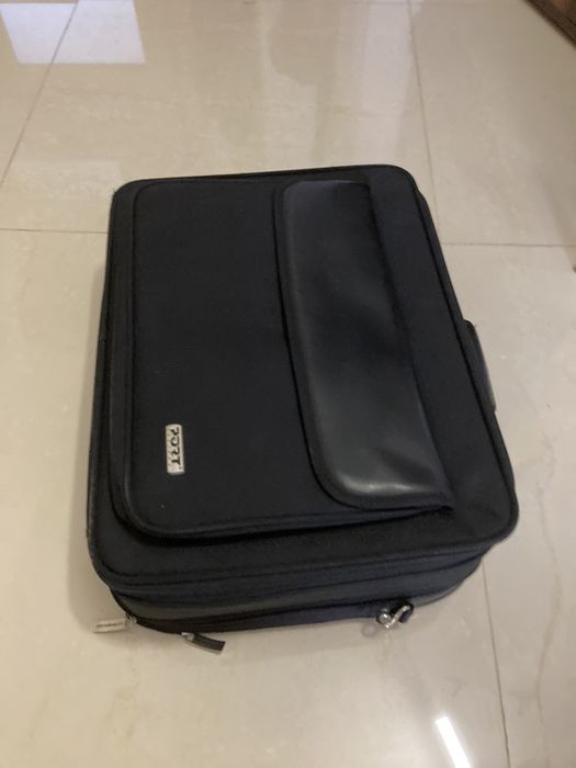 Geanta laptop . geanta business