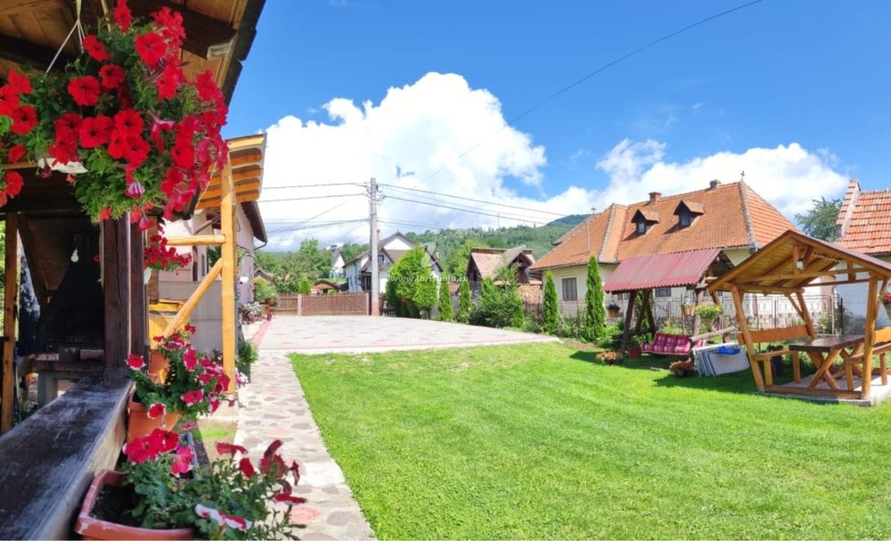 Cazare Moieciu de Jos, Casa Discret