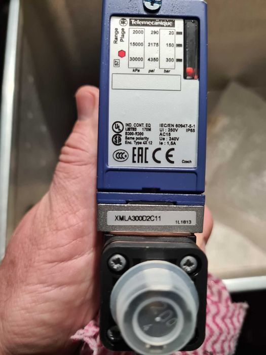 Presostat Telemecanique xmlA300D2C11