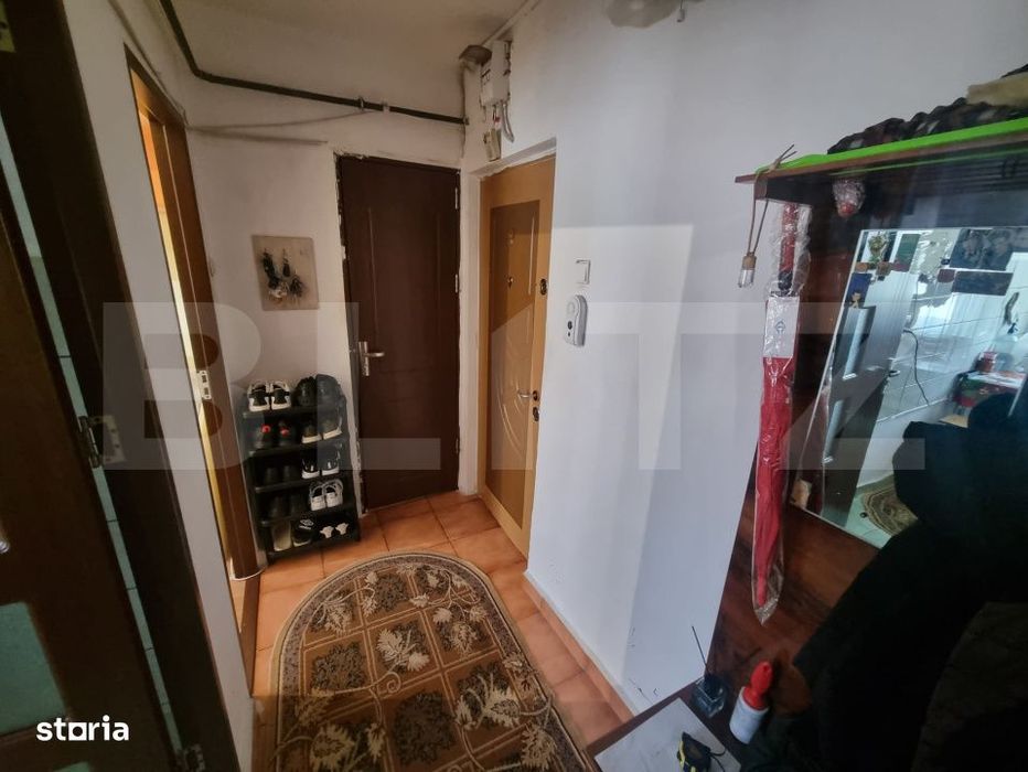 Apartament 3 camere, Craiovita Noua zona Niela