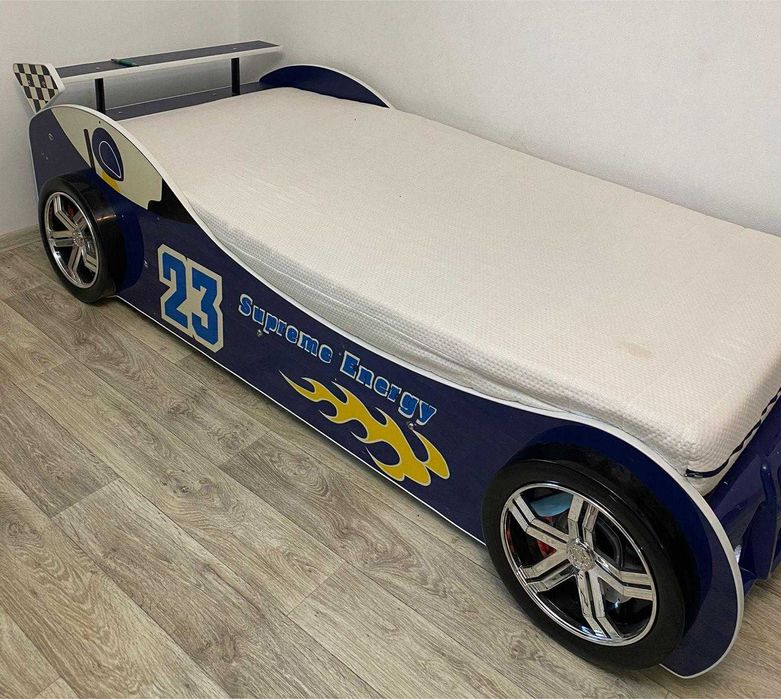 Pat de copiii masina