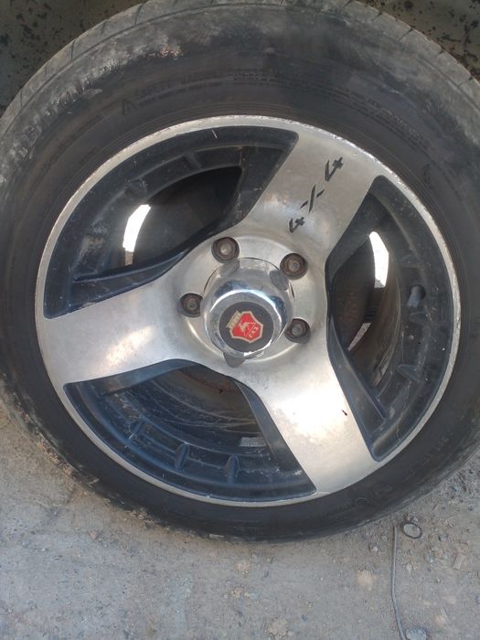 SAKA Diska VOLGA NIVA razmer-15 volgaga nivaga tushadi 5tali