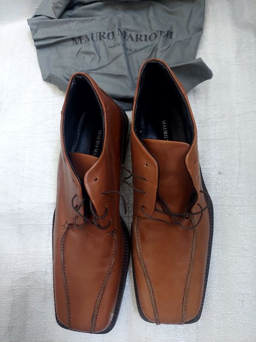 Мъжки обувки на ниска цена