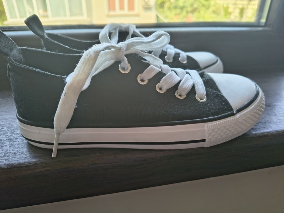 Детски гуменки подходящи за момиче и момче