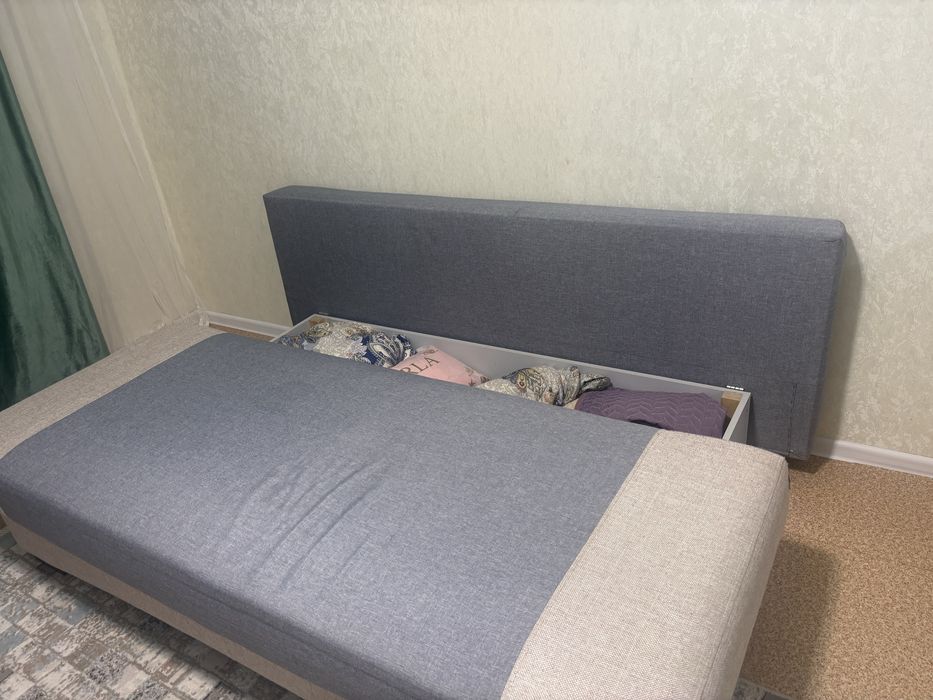 продам диван/тахту в хорошем состоянии,