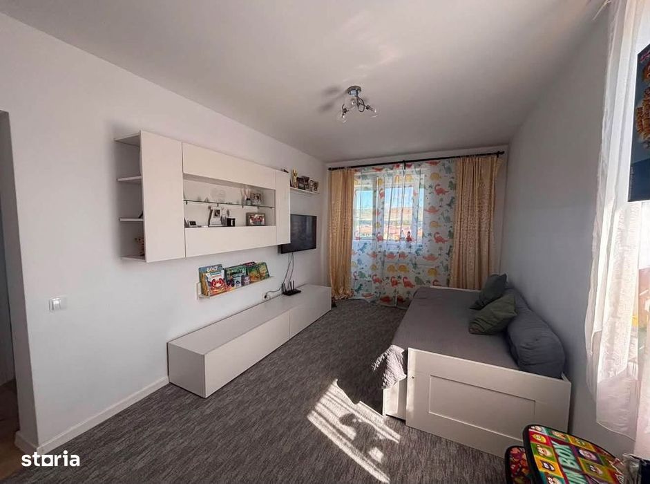 Apartament de 3 camere, 60 mp, str Teilor