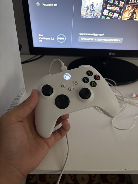Xbox series-s 512гб
