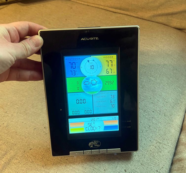 Tableta statie meteo AcuRite Bass Pro Shops 01602 RX functionala