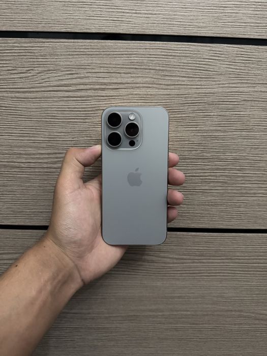 Айфон 15 про с коробкой