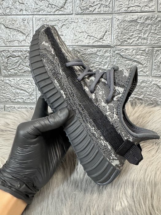 Yeezy 350 v2 MX Dark Salt Pk Premium