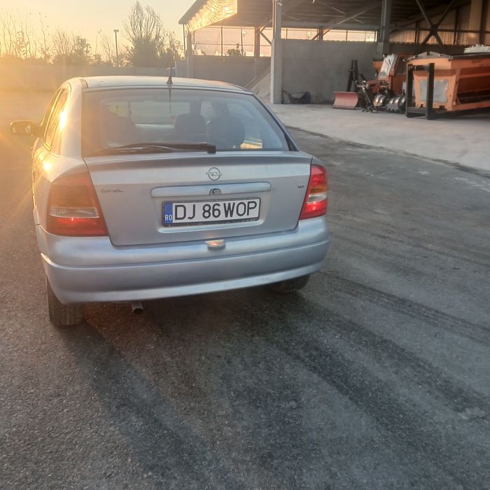 Vând opel astra g 1.6 8v 2002