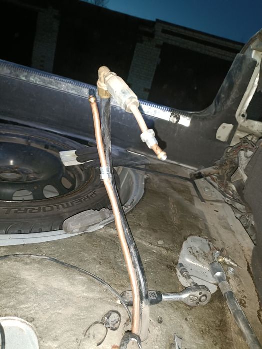 ПРОДАМ ГБО снято с рабочей машины V6