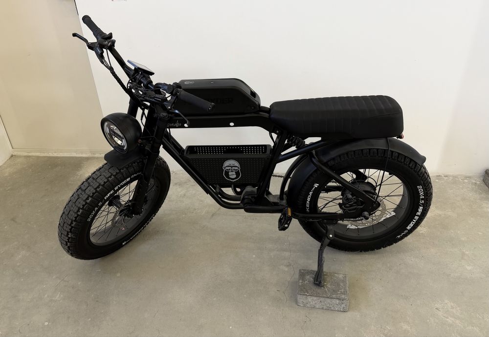 Bicicletă Electrică Ape Ryder Bonobo – Fat Bike, stil motocicleta, Frâne Hidraulice, Ca nouă!