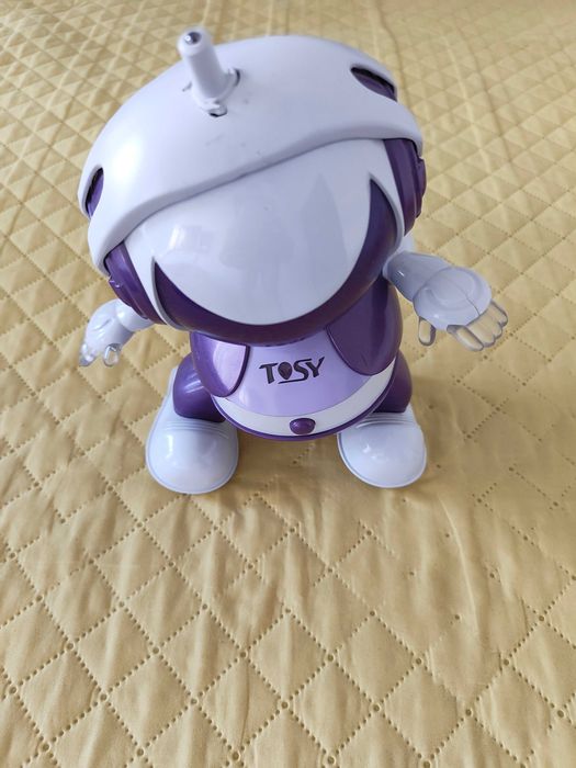 Vand robotel dansator Tosy