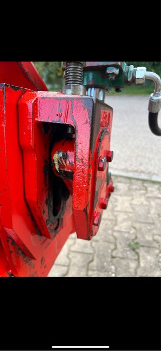 Plug Kverneland 3 trupite