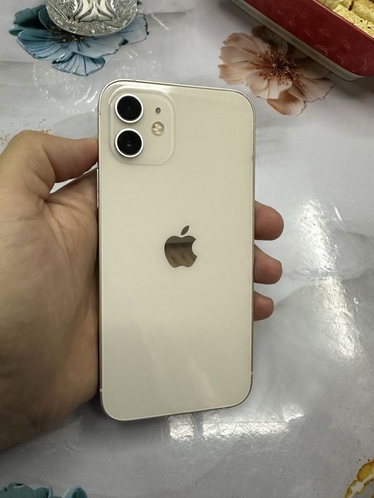 Айфон 12, 128г Белый