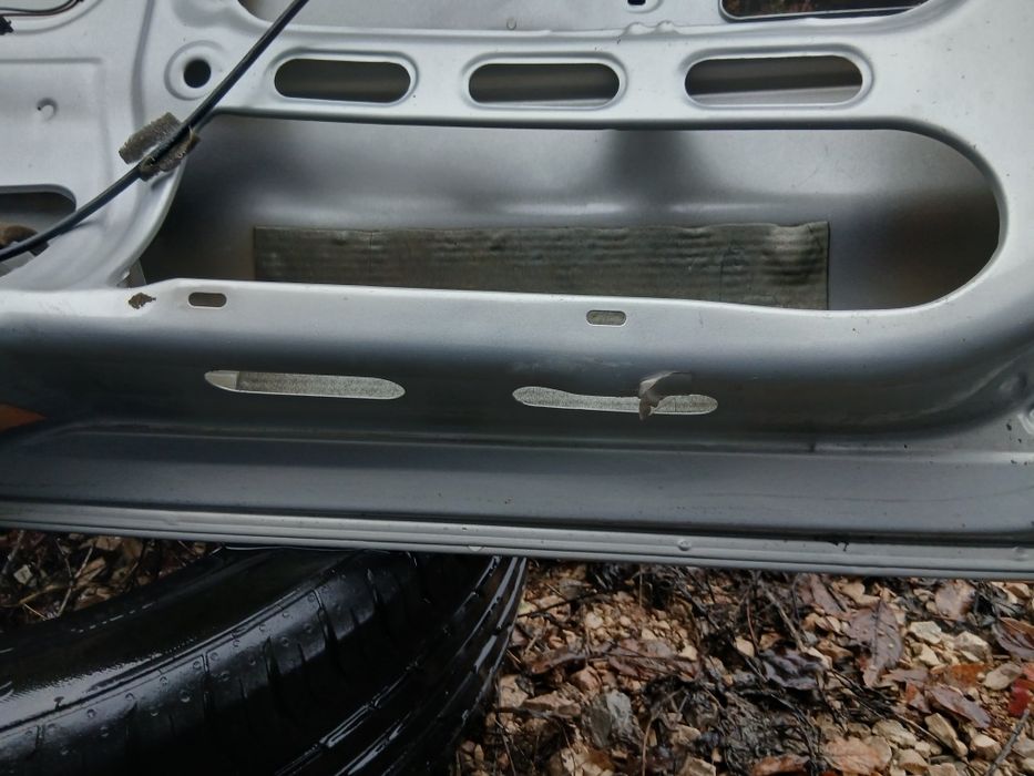 Заден капак - Шаран ,Алхамбра ТОП