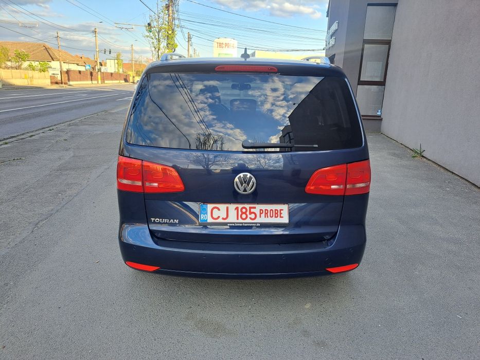 VOLKSWAGEN Touran 2012 — imagine 13