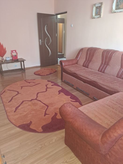 Închiriez apartament 2 camere