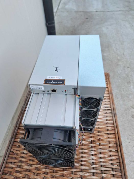 Antminer S19 95T