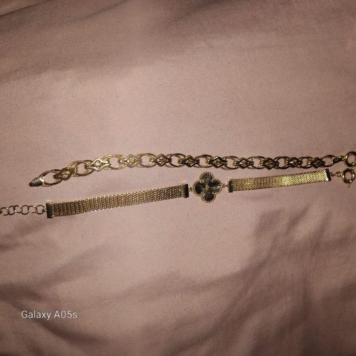 Продам золотые браслеты