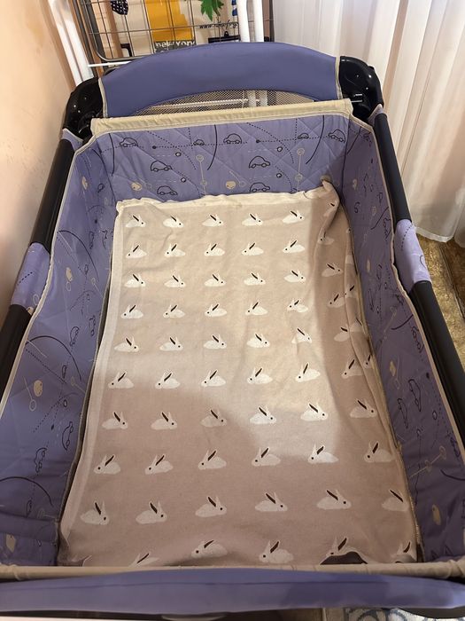 Детская кроватка - манеж