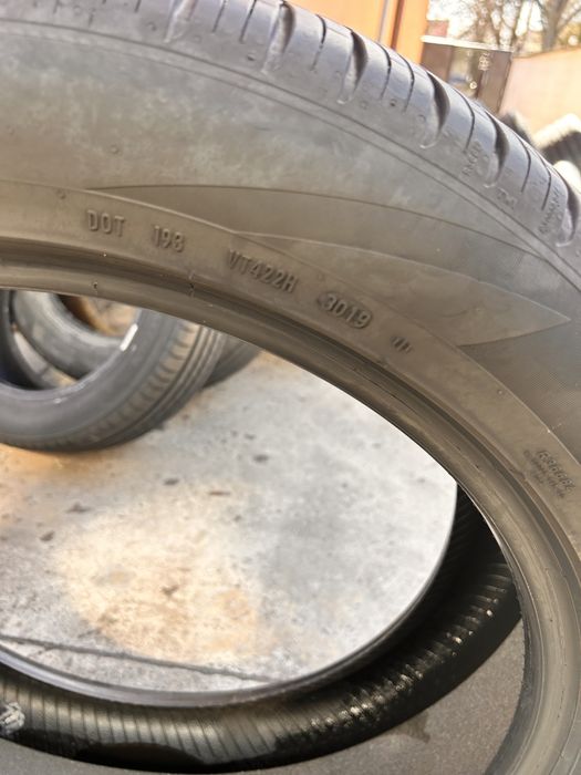 2бр 235/50/20 Pirelly All season