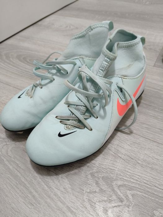 Ghete fotbal copii , crampoane.