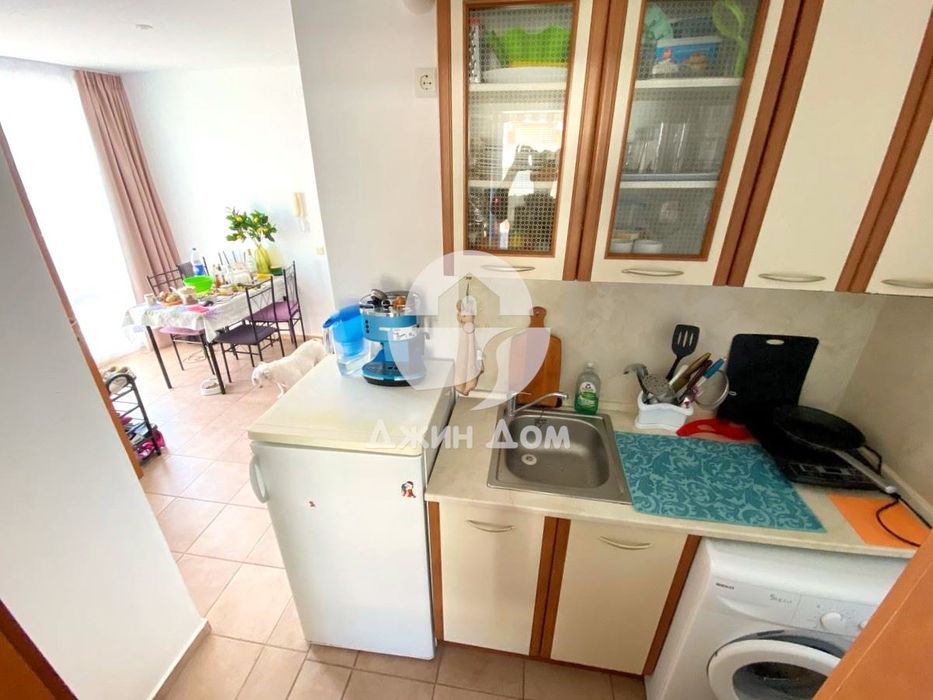 Продава се Тристаен апартамент в Свети Влас - 55 кв.м за 1510 €/кв.м - Снимка #2