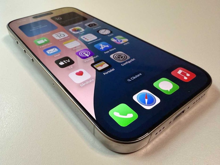  Apple / iPhone 16 Pro 256 Gb / Natural / 95% Acumulator