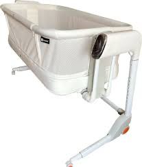 Продаётся детский манеж