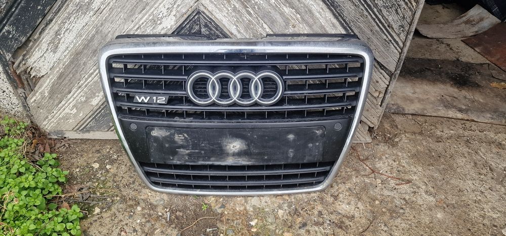 Решетка audi A8 D3 feis