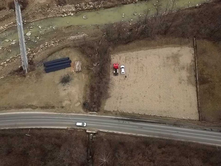 Unic in zona - Teren intravilan DREPT 3300 mp , DN10 , SIRIU