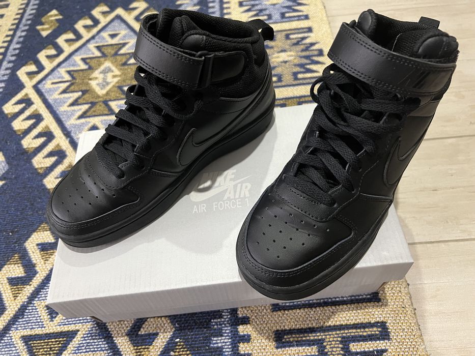 Подростковые кроссовки Nike Air Jordan