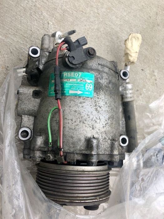 Compresor aer conditionat Honda Civic.