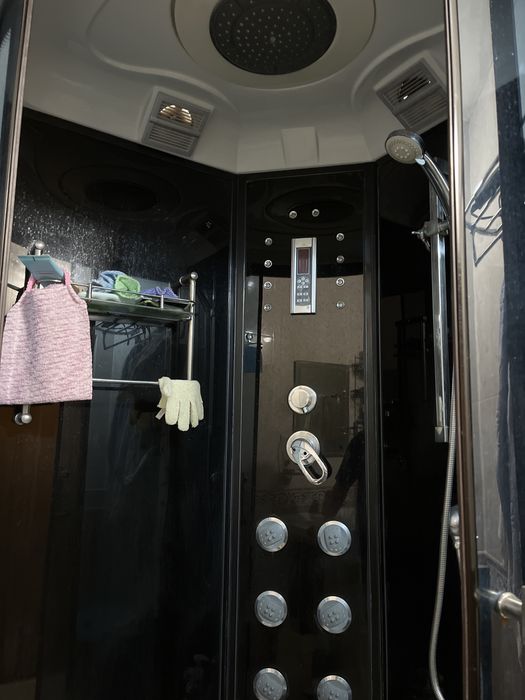 Душ для мытья тела