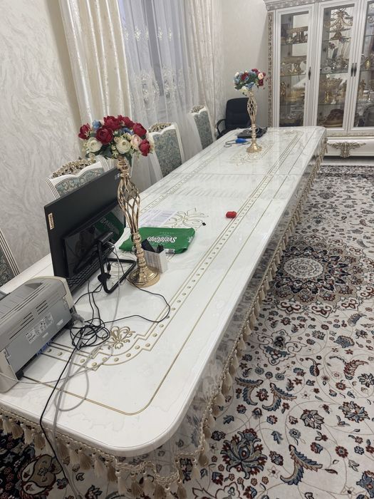 Продам стол со стульями