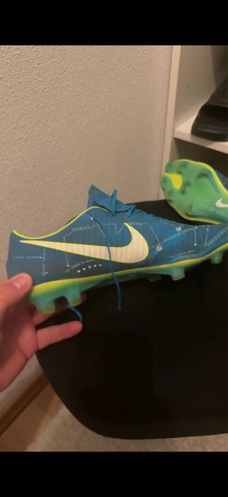 Nike mercurial vapor XI