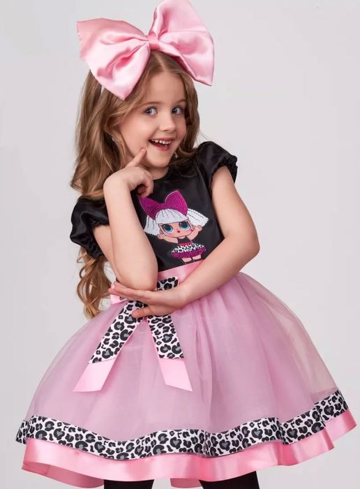 Нарядное платье на девочку 4-5 лет