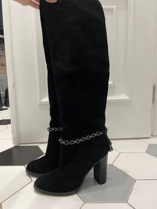 Продается сапоги бренд basconi