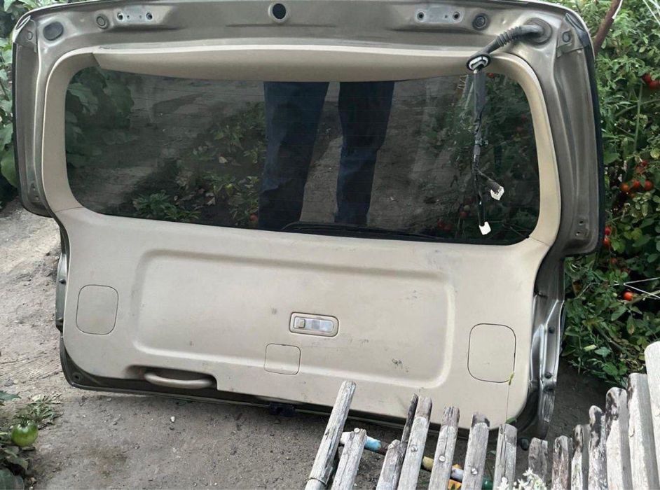Продам багажник на тойота ипсум