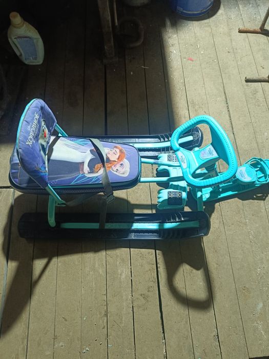 Продам снегокат...