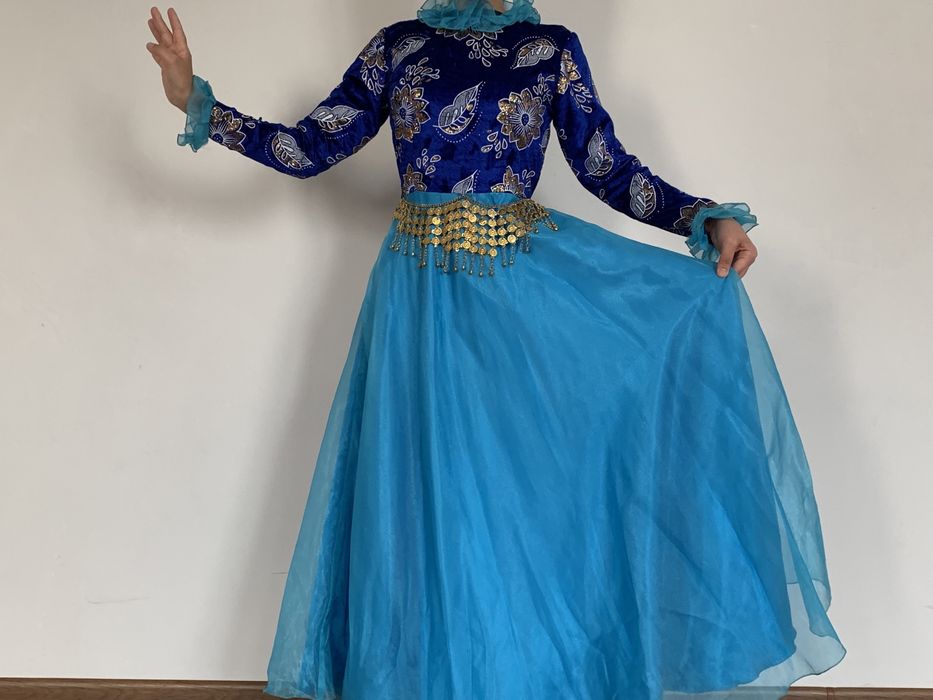 Танцевальный костюм