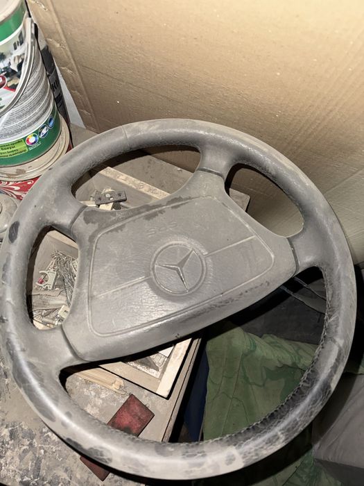 Руль мерседес 124
