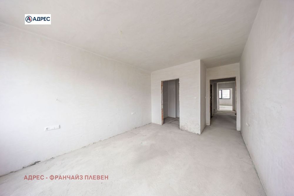 Продава се Многостаен апартамент в Плевен, Широк център - 213 кв.м за 647 €/кв.м - Снимка #6
