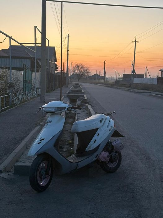 Продам Хонду Дио 27