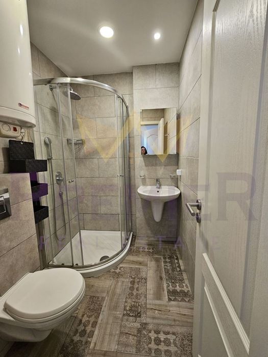 Дава се под наем Двустаен апартамент в Варна, Окръжна болница - 55 кв.м за 548.25 € - Снимка #5