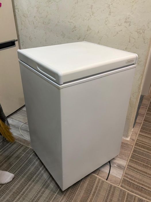 Продам морозильную камеру