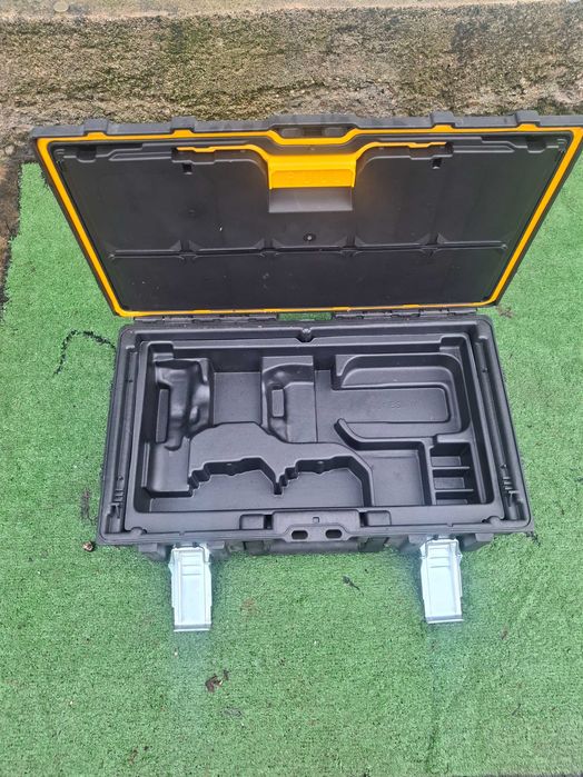 Куфар за инструменти Dewalt