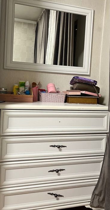 Спальный гарнитур